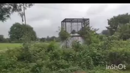 పరిగి: చిగురాల్ పల్లి గ్రామ సమీపంలో పైపు లీకేజీ, వృధాగా పోతున్న మిషన్ భగీరథ త్రాగు నీరు