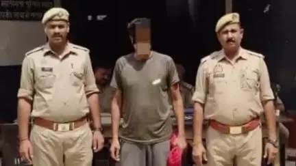गोंडा: मोतीगंज पुलिस ने ₹3600 मूल्य के नकली भारतीय मुद्रा के साथ वांछित अभियुक्त संजय सिंह को किया गिरफ्तार