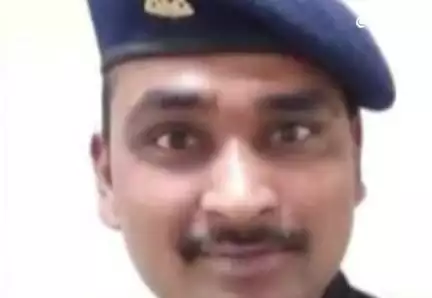 खेरागढ़: गांव वीरई में पहुंचा आर्मी जवान अनिल कुमार धाकरे का पार्थिव शरीर