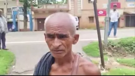 कोईलवर: कोईलवर ब्लॉक रोड पर करंट की चपेट में आने से गर्भवती भैंस की मौत, किसान बाल-बाल बचे