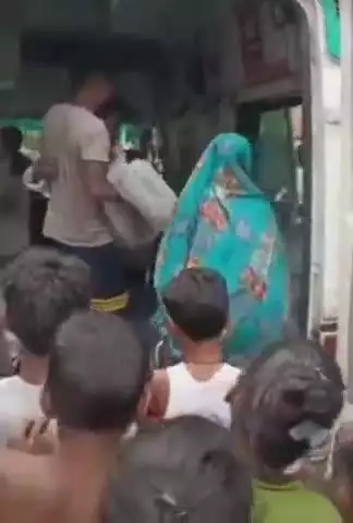 फतेेहपुर: नेरी गांव में आकाशीय बिजली का कहर, खेत में काम कर रहे मजदूर की मौत, 6 घायल