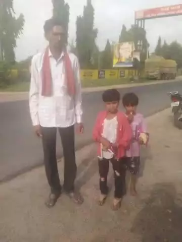 अलीराजपुर: नानपुर मे आसपास नहीं आधार सेंटर,ग्रामीणों ने कहा क्षेत्र में कई माह से आधार सेंटर बंद,जवाबदारो का नहीं ध्यान।#jansamsya