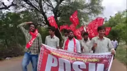 రాయదుర్గం: కణేకల్లులో డిగ్రీ కళాశాలను ఏర్పాటు చేయాలి: PDSU జిల్లా ప్రధాన కార్యదర్శి వీరేంద్ర ప్రసాద్