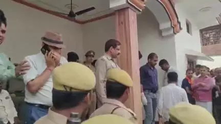 आज़मगढ़: जहानागंज में युवक ने मां और दो मासूमों को गोली मारी, तीन की मौत, एक की हालत नाजुक