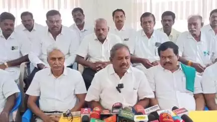 தருமபுரி: தர்மபுரி வன்னியர் திருமண மண்டபத்தில் சேலம் பாமக எம்எல்ஏ அருளுக்கு தருமபுரி பாமகவினர் கடும் கண்டனம்