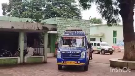 ଚମ୍ପୁଆ: ତଡୁଆବାହାଳ ନିକଟରେ ଅଜଣା ଟ୍ରକ ଧକ୍କା ରେ ଦୁଇ ସ୍କୁଟି ଆରେlହୀ ମୣତ ଜଣେ ଗୁରୁତର ମୣତକକଂ ଶବ ବିବେଛ୍ଛେଦ ପରେ ମୣତଦେହ ପରିବାର ହସ୍ତାନ୍ତର