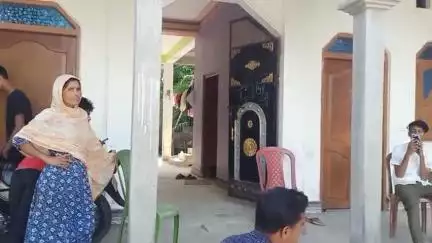 শীতলকুচি: নগর লাল বাজার এলাকার এক গৃহেস্তের বাড়ি থেকে নগদ 72 হাজার টাকা সহ সোনার গহনা চুরি যাওয়ার অভিযোগ, অভিযোগ দায়ের থানায়