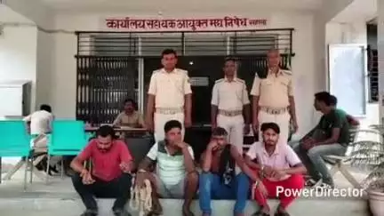 कहरा: उत्पाद पुलिस ने 4 शराबियों को किया गिरफ्तार, सहरसा कोर्ट में पेश कर आगे की कार्रवाई में जुटी