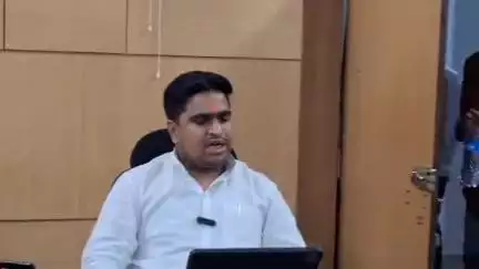 मेदिनीनगर (डालटनगंज): युवाओं के बल पर ही विकसित भारत का सपना होगा साकार : दिशा समिति सदस्य देवेश तिवारी