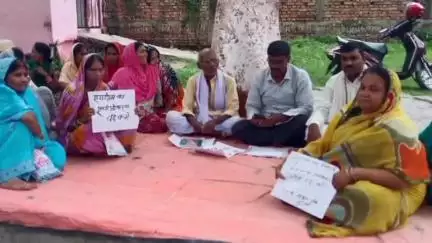 सुगौली: सुगौली के नगर क्षेत्र के विद्यालयों के लिए चालू हुआ केंद्रीय रसोई घर, रसोइया संघ ने किया जबरदस्त विरोध