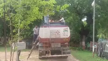 गोविंदपुर: गोविंदपुर चौक से एक तेल टैंकर में भारी मात्रा में विदेशी शराब बरामद, चालक किया गया गिरफ्तार