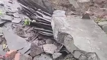 शिलाई के अंतर्गत कफोटा के राजकीय प्राथमिक पाठशाला की ढ़ही सुरक्षा दिवार#jansamasya