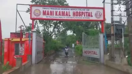 চণ্ডীতলা ২: ডাক্তার বিধানচন্দ্র রায়ের জন্মশতবর্ষ ও প্রয়াণ দিবস স্মরণে হুগলির বেলু মিল্কি এলাকায় বৃক্ষরোপণ ও ডক্টরস ডে উদযাপন
