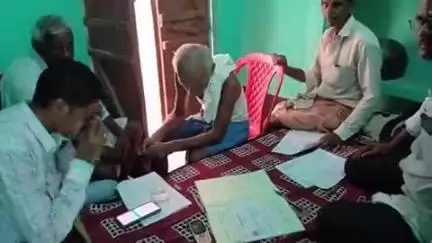 राजपुर: भरखरा गांव में कैम्प लगाकर प्रधानमंत्री सम्मान निधि योजना के 35 लाभार्थियों का सत्यापन किया गया