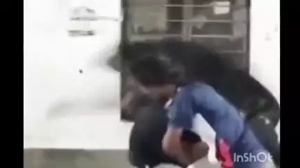 लाडपुरा: कोटा में बीती रात नयापुरा बस स्टैंड पर दो शराबियों के बीच किसी बात को लेकर झगड़ा, वीडियो सोशल मीडिया पर हुआ वायरल