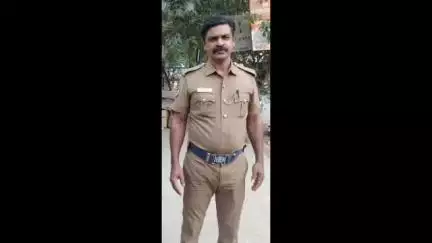 தண்டையார்பேட்டை: வண்ணாரப்பேட்டை தங்க சாலை காவலர் குடியிருப்பில் காவலர் அங்கையா தூக்கிட்டு தற்கொலை போலீஸ் விசாரணை