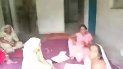मानपुर: ग्राम कछौंहा के सामुदायिक भवन में ज्वालामुखी आजीविका ग्राम संगठन की बैठक सम्पन्न