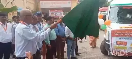 गोरखपुर: विशेष संचारी रोग नियंत्रण अभियान एवं दस्तक अभियान का जिला चिकित्सालय से आगाज, सीएमओ गोरखपुर रहे मौजूद