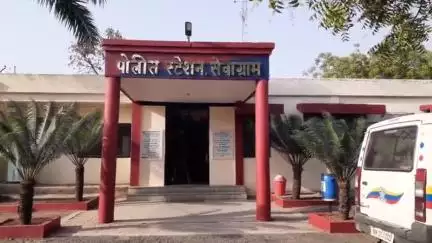 वर्धा: गुप्त माहिती मिळाली, नाकाबंदी:लाखोंची विदेशी दारू जप्त:अवैध दारू वाहतूक करणाऱ्याला अटक! सेवाग्राम पोलिसांची मोठी कारवाई!