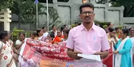 उत्तर सोलापूर: डॉ बाबासाहेब आंबेडकर चॊकात भारत बंदच्या आंदोलनाला प्रतिसाद, भारत मुक्ती मोर्चा, बहुजन क्रांती मोर्चाच्या वतीने आंदोलन...