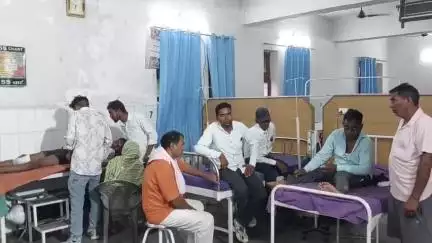 पूरनपुर: मुझा खुर्द रोड पर चुनावी रंजिश के चलते जान से मारने की नीयत से धारदार हथियार से जानलेवा हमला