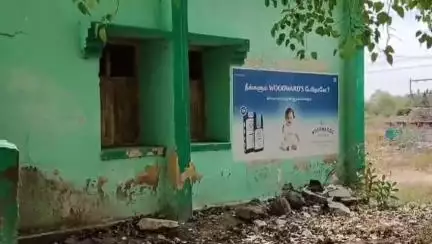 வேடசந்தூர்: காளனம்பட்டியில் இடிந்து விழுந்து கொண்டிருக்கும் துணை சுகாதார நிலையத்தை சீரமைக்க வேண்டுகோள்