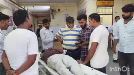 खलीलाबाद: सेमरियावा CHC से घायल अवस्था में एक व्यक्ति को जिला अस्पताल लाया गया, पहचान नहीं हो पा रही, इलाज जारी