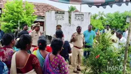 ఇల్లంతకుంట: ఆర్ఎంపీ డాక్టర్ పై నమోదైన కేసులో మృతురాలి ఇంటిని సందర్శించిన సిరిసిల్ల జిల్లా అడిషనల్ ఎస్పీ...