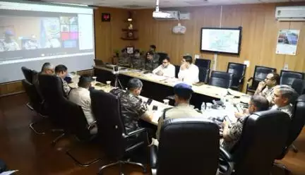 कांके: पुलिस मुख्यालय में नक्सल अभियान को लेकर समीक्षा बैठक आयोजित