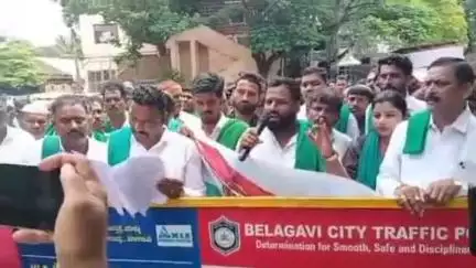 ಬೆಳಗಾವಿ: ರಾಯಣ್ಣನನ್ನ ಹಿಡಿದುಕ್ಕೊಟ್ಟ ಇನಾಮದಾರ ಕುಟುಂಬಕ್ಕೆ ನೀಡಿದ ಜಮೀನು ರೈತರಿಗೆ ಮರಳಿ ನೀಡಿ ರೈತ ಮುಖಂಡರ ಆಗ್ರಹ