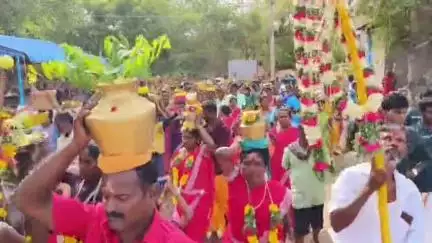 பரமக்குடி: 50 ஆண்டுகள் பழமை வாய்ந்த பரளையில் ஸ்ரீ முனியப்ப சுவாமி உற்சவ விழா