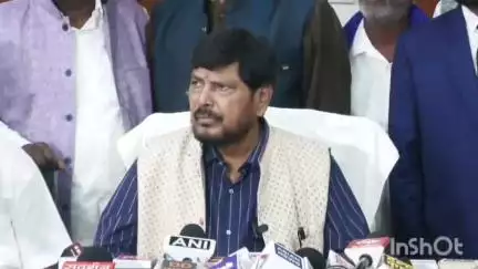 रायपुर: केंद्रीय मंत्री रामदास अठावले का बयान- 'अगर जंगल में कोई कर रहा है कटाई, उसकी करनी पड़ेगी पिटाई', ऐसा नहीं होना चाहिए