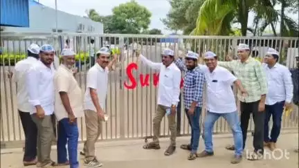 ಶ್ರೀನಿವಾಸಪುರ: ಮಾವಿಗೆ ಬೆಂಬಲ ಬೆಲೆ ಹೆಚ್ಚಳ ಮಾಡಬೇಕೆಂದು: ಪಟ್ಟಣದಲ್ಲಿ ಆಮ್ ಆದ್ಮಿ ಪ್ರತಿಭಟನೆ