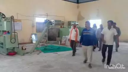 गोंदिया: पोंगेझरा फार्मर प्रोडूसर कंपनी  गोरेगावला जिल्हा किसान संघाच्या पदाधिकारीनी  दिली भेट