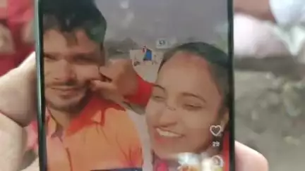 मथुरा: गांव अड़ीग के समीप मिले मृत युवक के परिजनों ने पत्नी पर हत्या का लगाया आरोप, मृतक की मां ने कहा- पत्नी ने कराई हत्या