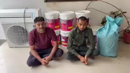 જામનગર: મસીતીયાથી કનસુમરા રોડ પર કન્ટેઇનર ઓફીસમાંથી ચોરી કરનાર બે ઇસમ 4.60 લાખના મુદામાલ સાથે પકડાયા