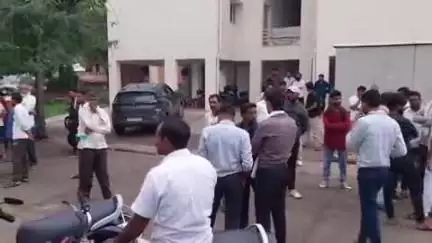खंडवा: छोटी छैगांव के पास बस ने बाइक सवार को टक्कर मारी, युवक की दर्दनाक मौत