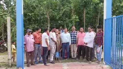 মাদারিহাট: মাদারিহাটের খয়েরবাড়িতে ১৭ লাখ টাকায় তৈরি সলিড ওয়েস্ট ম্যানেজমেন্ট প্রকল্পের উদ্বোধন হল মঙ্গলবার