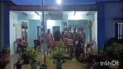 जैतहरी: वेंकटनगर पुलिस ने अवैध शराब ले जा रहे दो जैतहरी निवासियों को बिना नंबर बाइक के साथ गिरफ्तार किया