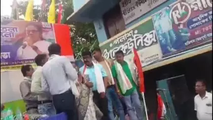 পাঁশকুড়া: পাঁশকুড়া পঞ্চায়েত সমিতির বিজেপি সদস্যা ছন্দা মূলাBJP ছেড়ে তৃণমূলে যোগদান পাঁশকুড়া হাতিশালে TMC সভায়