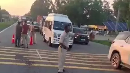 करनाल: गांव उचाना के पास एक गांव से दूसरे गांव की ओर रास्ता न होने की जनसमस्या से  दुर्घटना में एक व्यक्ति की गई जान#jansamsya