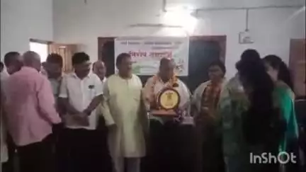 गोंदिया: रवींद्र विद्यालय व कनिष्ठ महाविद्यालय चोपा येथे टी. एस. उके यांचा सेवानिवृत्त निरोप व सत्कार सोहळा संपन्न