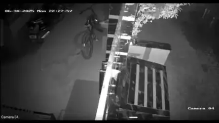 थानेसर: रिटायरमेंट पार्टी से लौट रहे व्यक्ति पर अज्ञात लोगों का हमला, सीसीटीवी में कैद