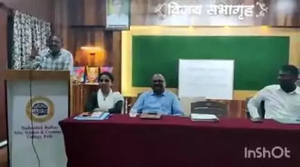 पेठ: विजय सभागृह येथे शिक्षण विभागाची गुणवत्ता वाढ मुख्याध्यापक कार्यशाळा संपन्न