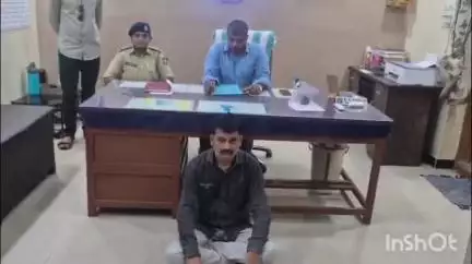 જૂનાગઢ: વિશ્વાસઘાતના ગુનામાં અઢી વર્ષથી નાસ્તો ફરતો શખ્સ શહેરના મધુરમ વિસ્તારમાંથી ઝડપાયો