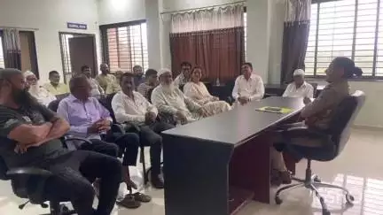 ખેરગામ: મોહરમ તાજીયા તહેવાર અંગે શાંતિ સમિતિની બેઠક ખેરગામ પોલિસ સ્ટેશનમાં રાખવામાં આવી હતી.