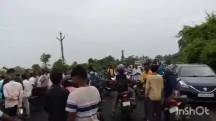 चन्द्रपुरा: भंडारीदह रेलवे स्टेशन के पास अज्ञात वाहन की टक्कर से महेन्द्र महतो की मौत