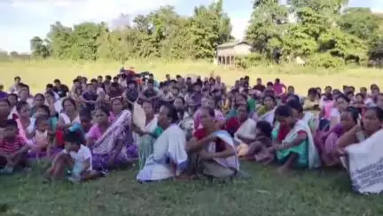 ঢকুৱাখানা ভাগ: পূৱ ঢকুৱাখনাত চাৰিখন গাঁৱত ড্ৰাগছৰ বিৰুদ্ধে তিনি মিচিং জাতীয় সংগঠনৰ সজাগতা অভিযান সভা,উপস্থিত কেন্দ্ৰীয় বিষয়ববীয়া