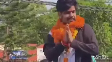 नवादा: मगध में भोजपुरी की सुपरस्टार बीवीपूरा गांव के रोशन रोही जेल से बाहर आए, जश्न का माहौल