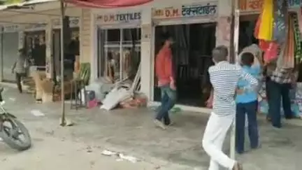 बाड़मेर: नागाणा थाना क्षेत्र के कवास में DM टेक्सटाइल दुकान से चोर ने गले से ₹3 लाख रुपए किए पार